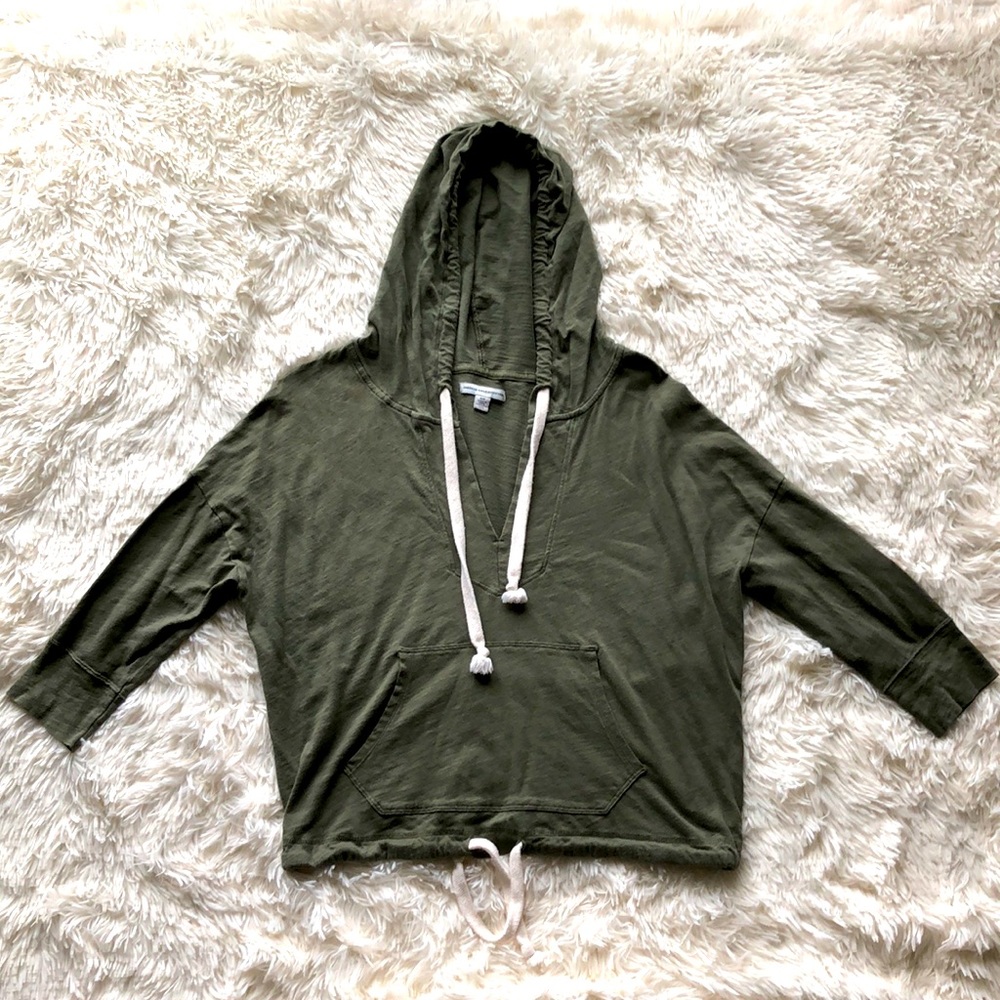 American Eagle Green 3/4 Sleeve 100% Cotton Cropped Shirt with Hood